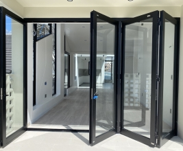 Cửa xếp trượt